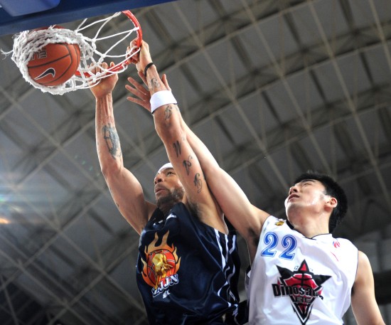 球二次落点 球二次落点