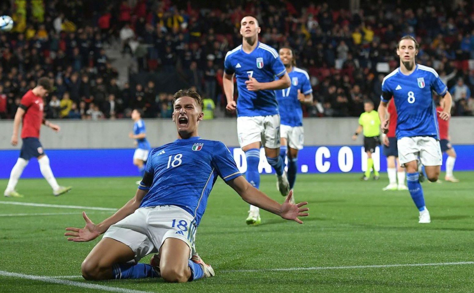 中场根据数 中场根据数